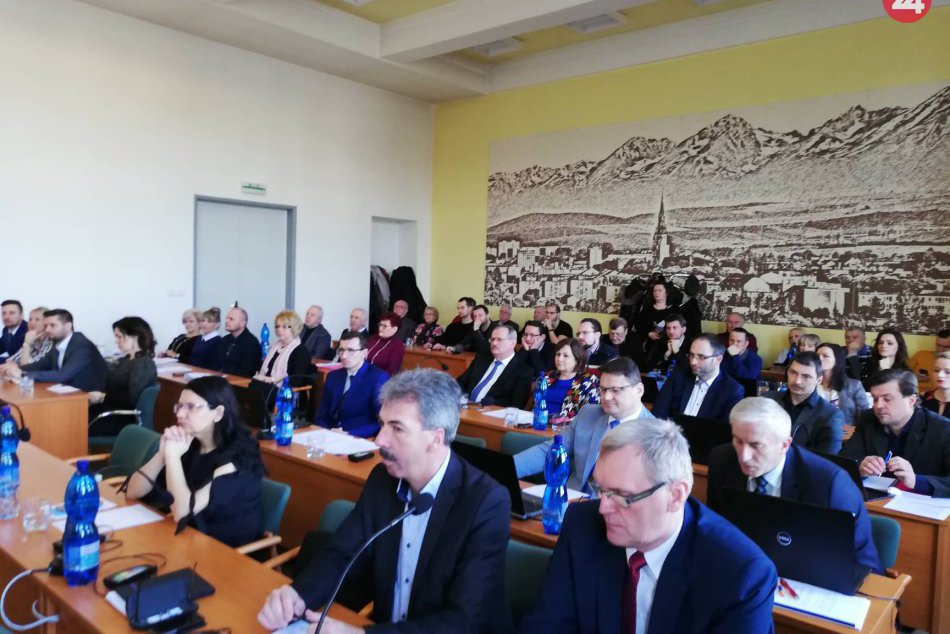 V Spišskej Novej Vsi zasadlo mestské zastupiteľstvo: Pozrite si zábery z miesta