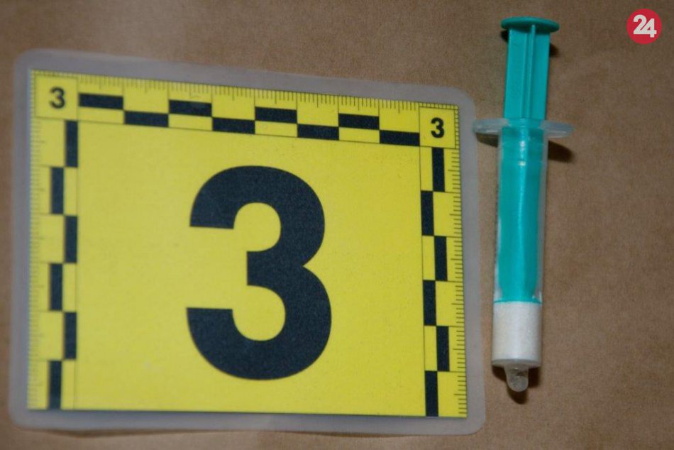 Žilinskí policajti hľadali drogy v Bytči