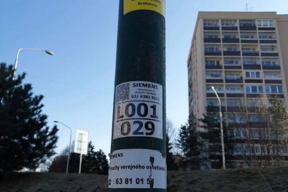 Nebezpečná lampa v Lamači