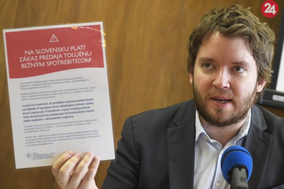 Á. Ravasz na tému Je potrebné zastaviť epidémiu toluénu v rómskych osadách