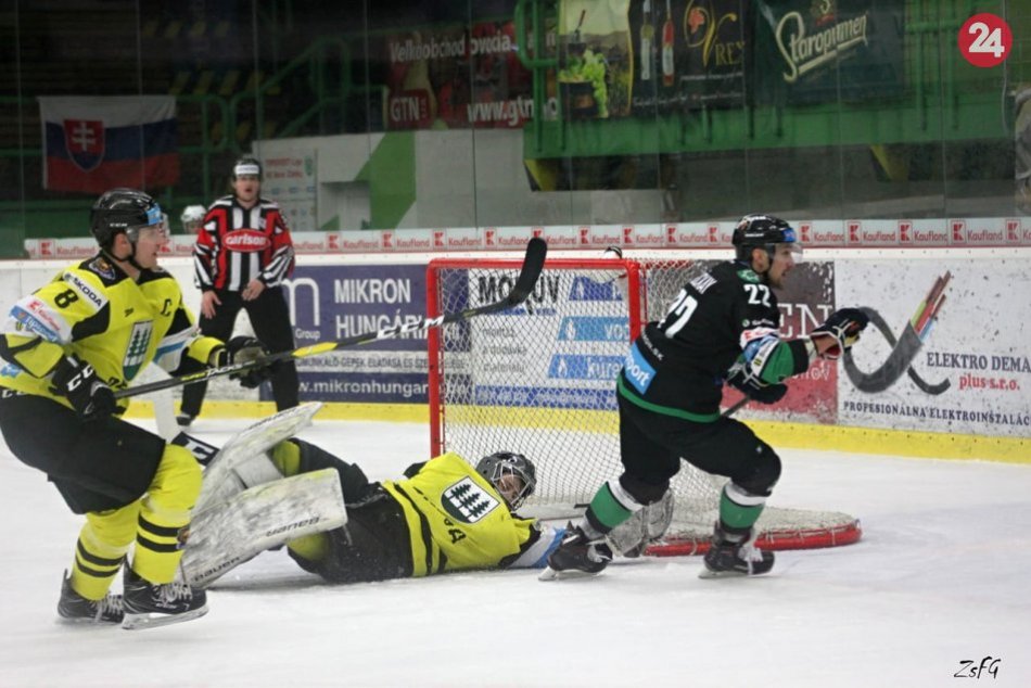 MHC Nové Zámky - HC 07 Detva v 2. zápase vyraďovačky o postup do play off