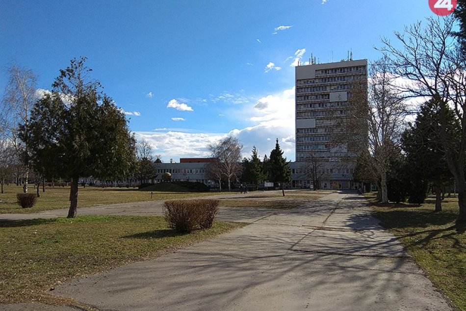 Fakultná nemocnica s poliklinikou Nové Zámky