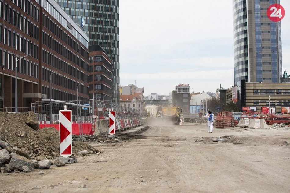 Práce na budúcej autobusovej stanici Mlynské nivy