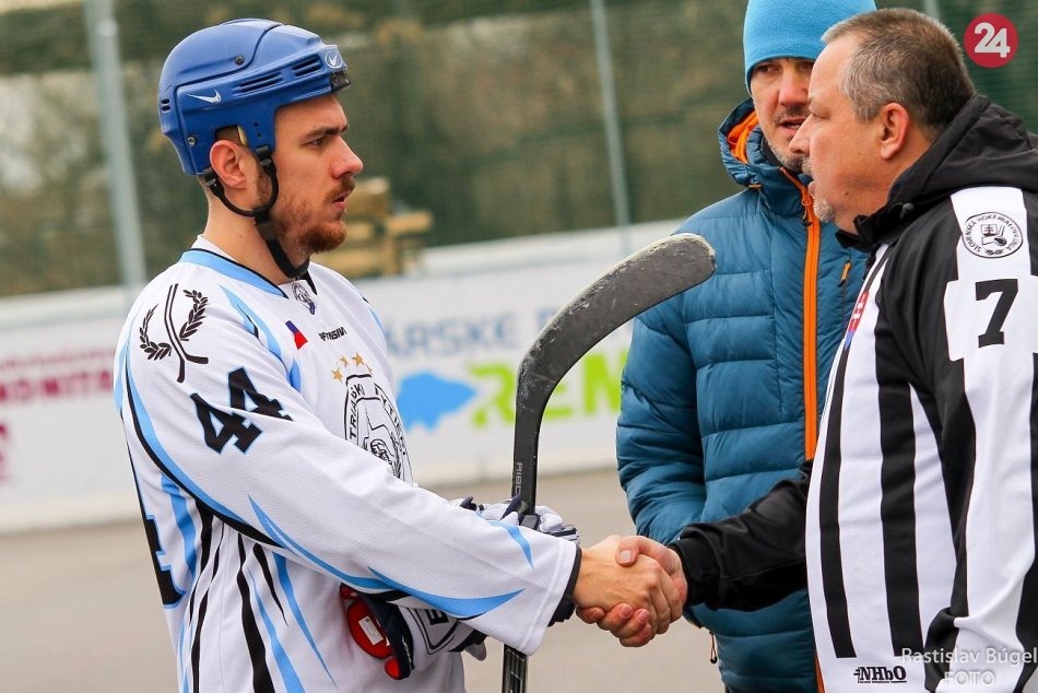 Nitrianski Rytieri – LG Slovmatic Bratislava 1:3 (0:1, 1:2, 0:0)