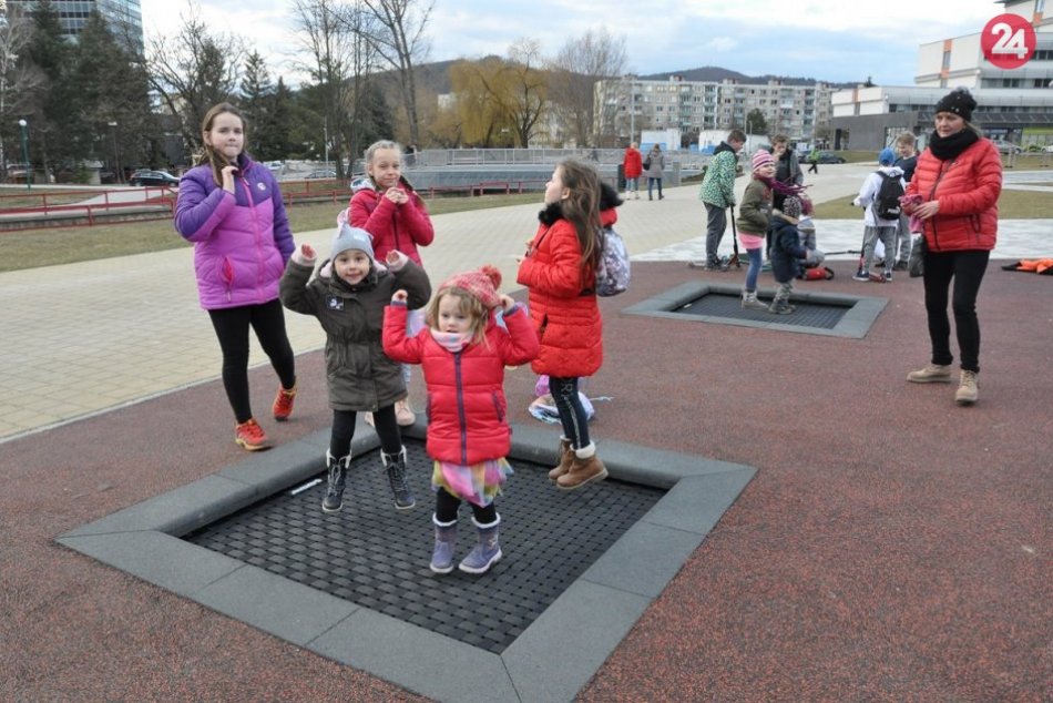 Nové trampolíny v považskobystrickom centre: Takto postupne vznikali