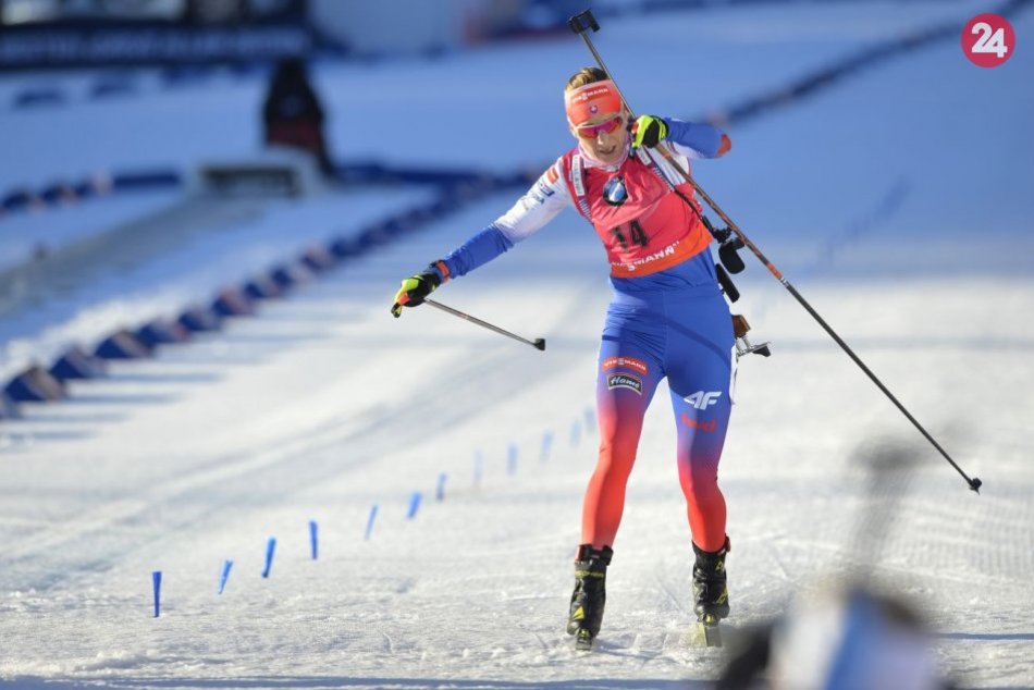 Anastasia Kuzminová a Paulína Fialková počas 9. finálového kola SP v biatlone