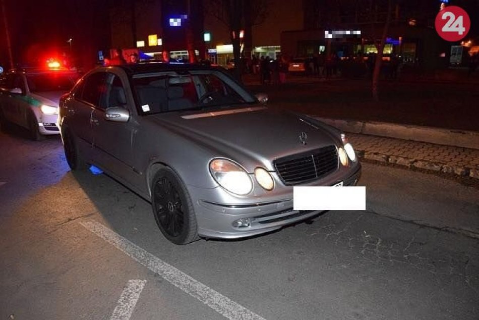 V OBRAZOCH: Z vydierania cez intímne fotky obvinila troch mladých ľudí