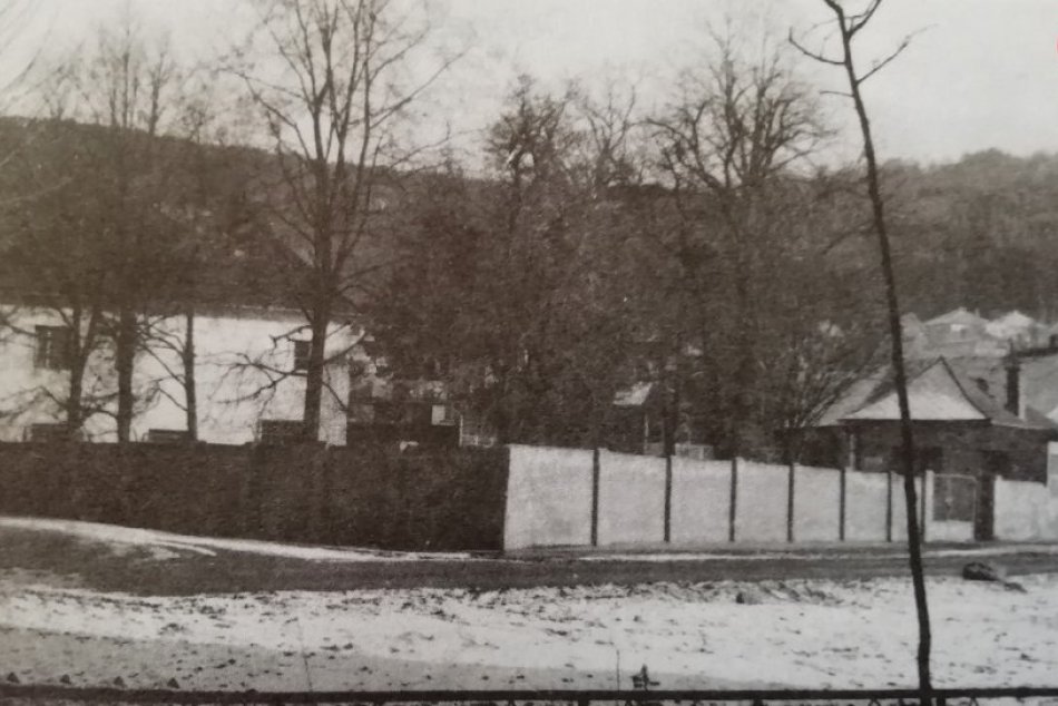 Dnešný malý park: Miesto v Humennom, kde kedysi stála nemocnica