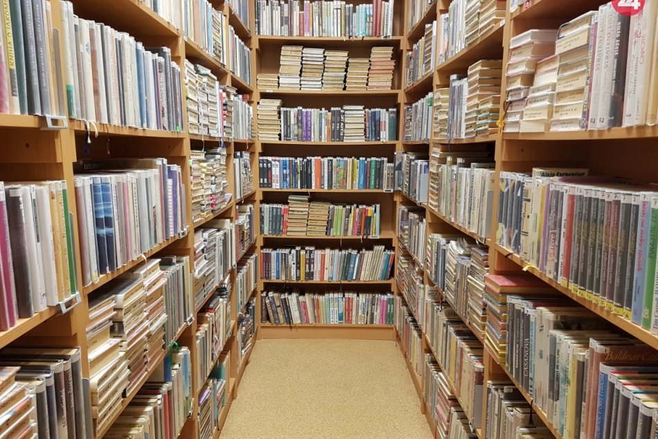 Knižnica Juraja Fándlyho v Trnave