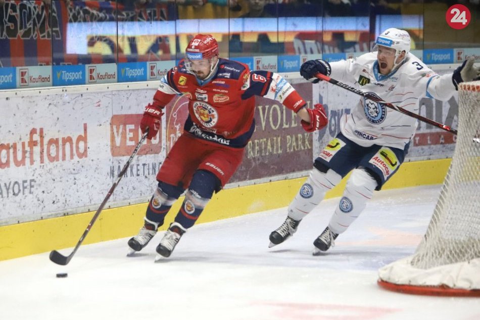 Rozhodujúci zápas semifinále: HKM Zvolen - HK Nitra