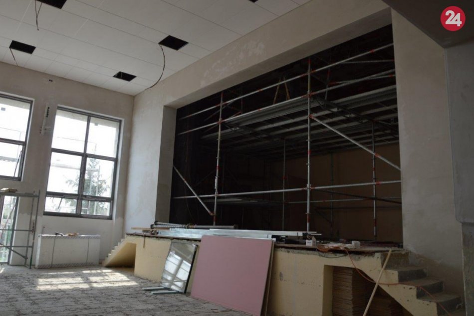 Modernizácia večianskeho kulturáku pokračuje: Takto to vyzerá vo vnútri, FOTO