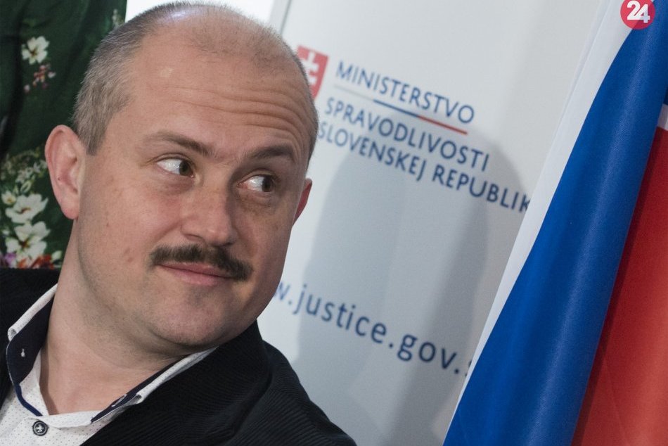 Najvyšší súd rozhoduje o rozpustení ĽSNS