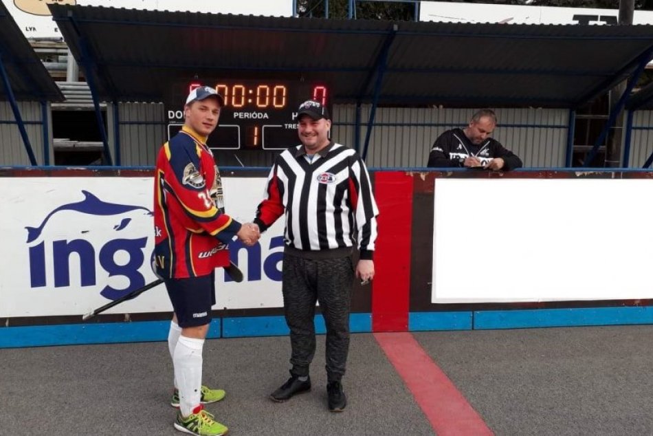 Súboje v play off sú v plnom prúde: Prešovská hokejbalová liga v OBRAZOCH