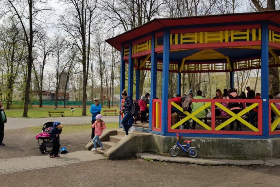 V OBRAZOCH: Dobrodružstvo s rozprávkami v Mestskom parku