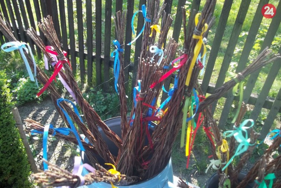 Do domčeka zavítala veľká noc: Šaľanov potešia ukážky zdobenia aj korbáče