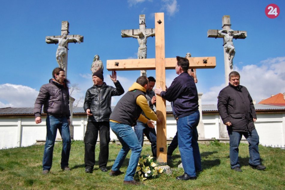 Via Crucis Tirnaviensis