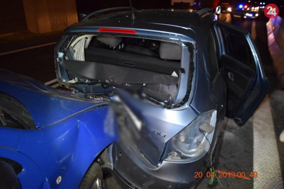 V OBRAZOCH: Zrážka s lesnou zverou skončila zranením 3 osôb