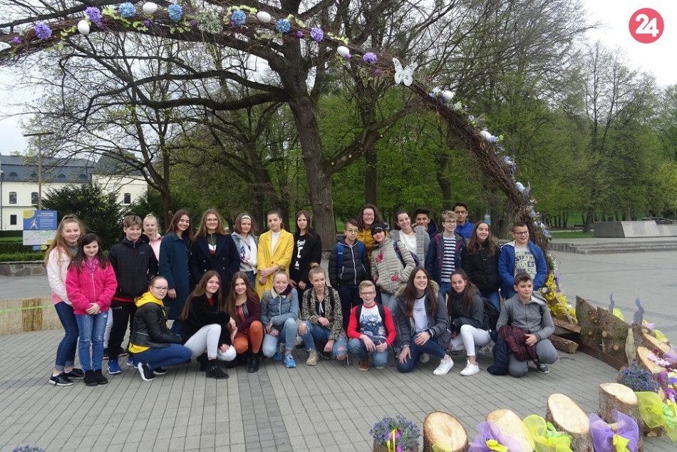 FOTO: Čo videli a zažili zahraniční študenti počas dní strávených v Humennom?