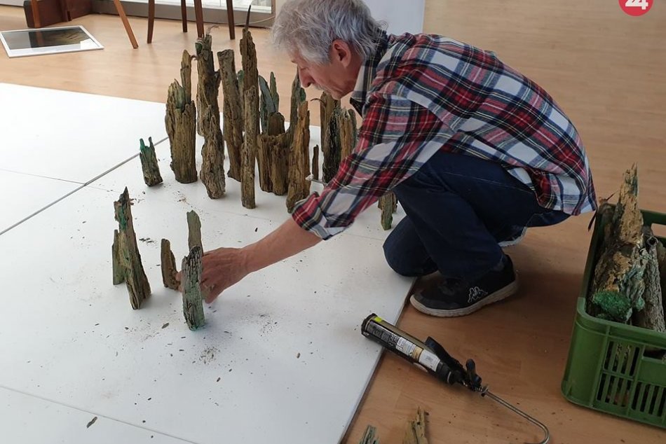 Stavanie mája v Dúbravke