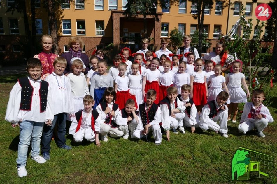 FOTO nového súboru v Humennom: Takto sa predviedla Púpavienka zo ZŠ Pugačevovej