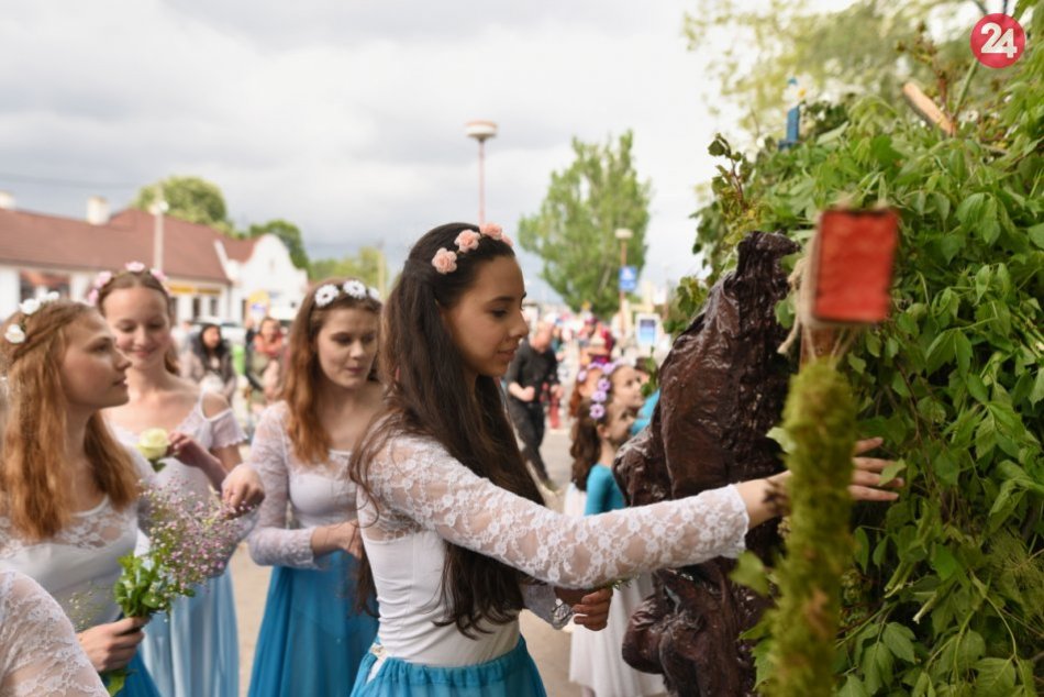 Lestibusom na Lestival