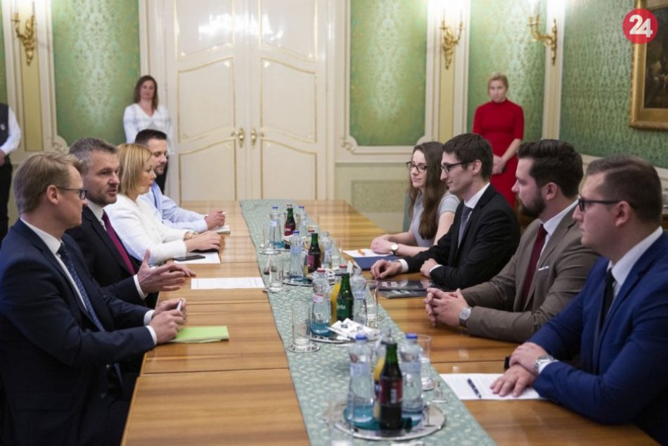 Študenti poukázali na problémy nemocníc