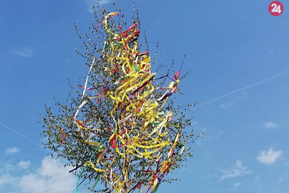 Máje už pútajú pozornosť aj v našom meste a okolí: Sledujte tie FOTKY