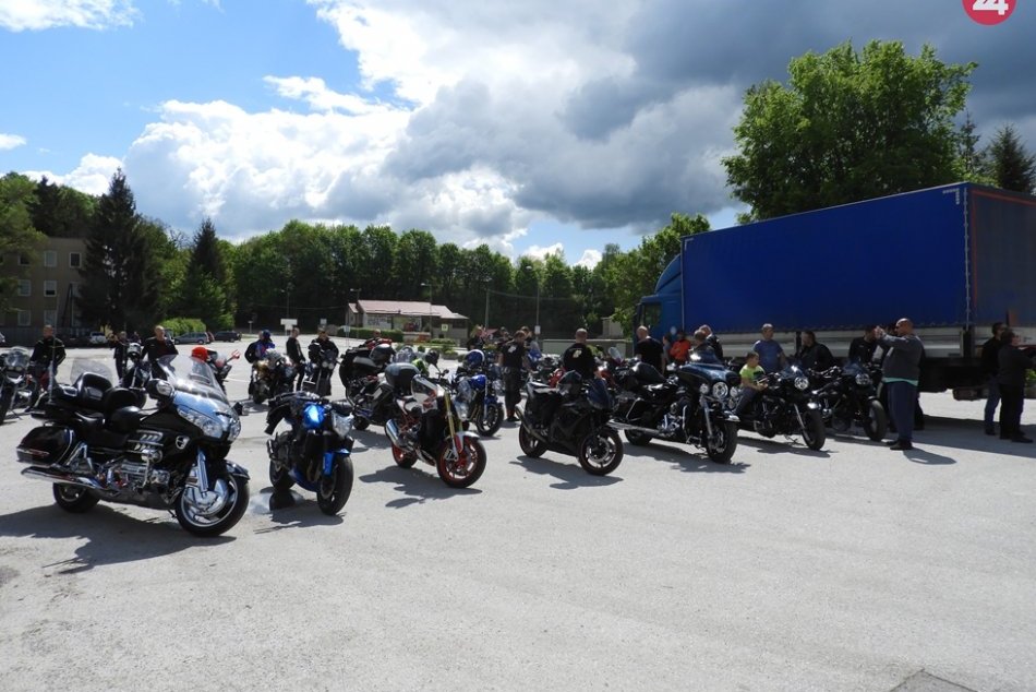 Obrazom: Zahájenie motorkárskej sezóny na Gemeri (2019)