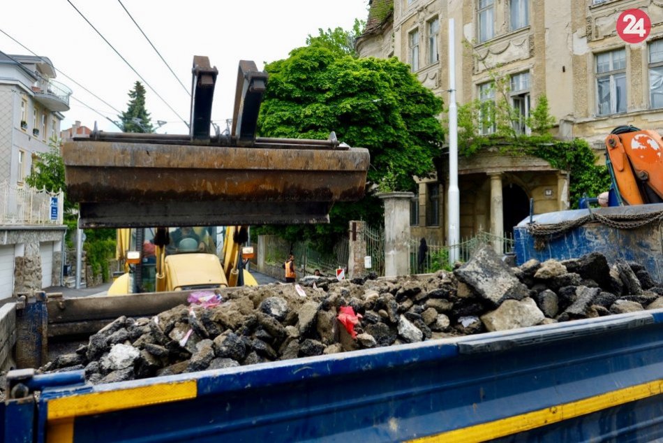 Oprava chodníka na Šulekovej ulici