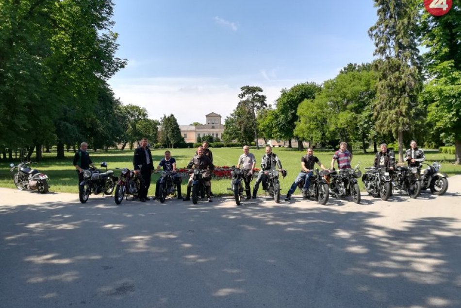Historické motocykle v Palárikove