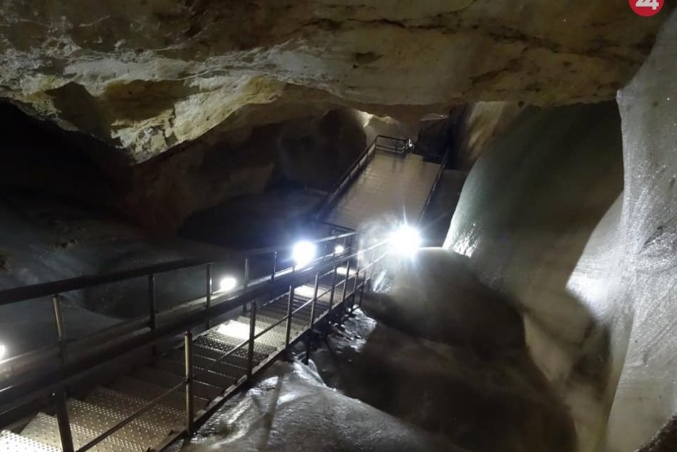 Obrazom: Dobšinská ľadová jaskyňa v roku 2019