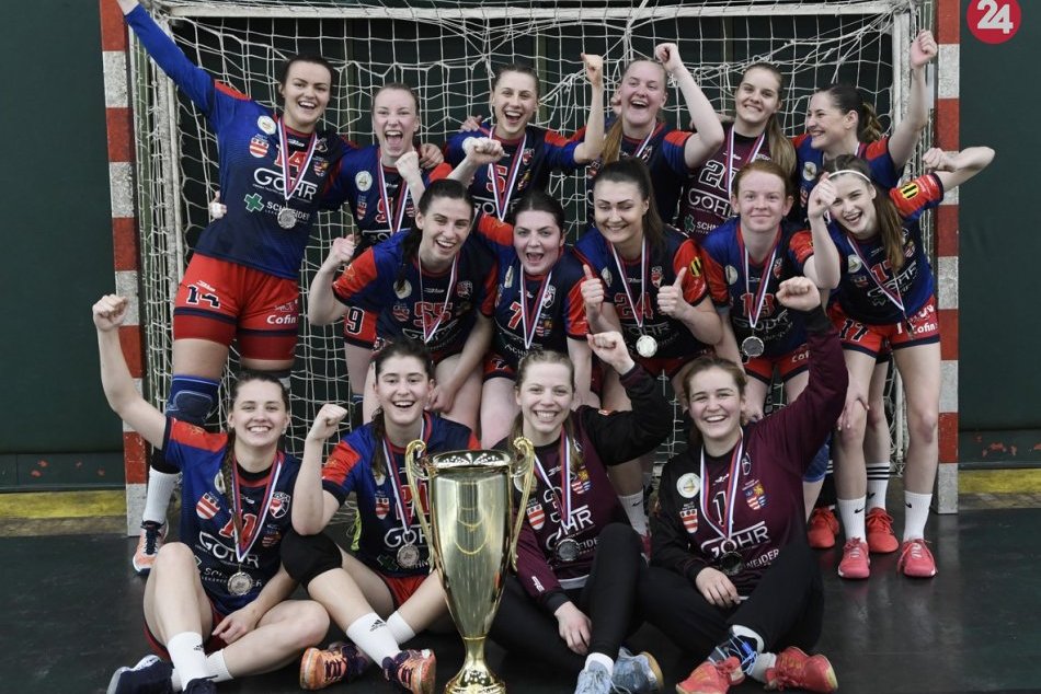 Majstrovská pečať im chýba: Prešovské hádzanárky ale aj tak siahli na medaily