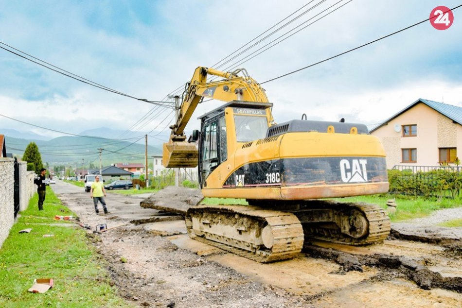 Oprava cesty v Podkoreňovej