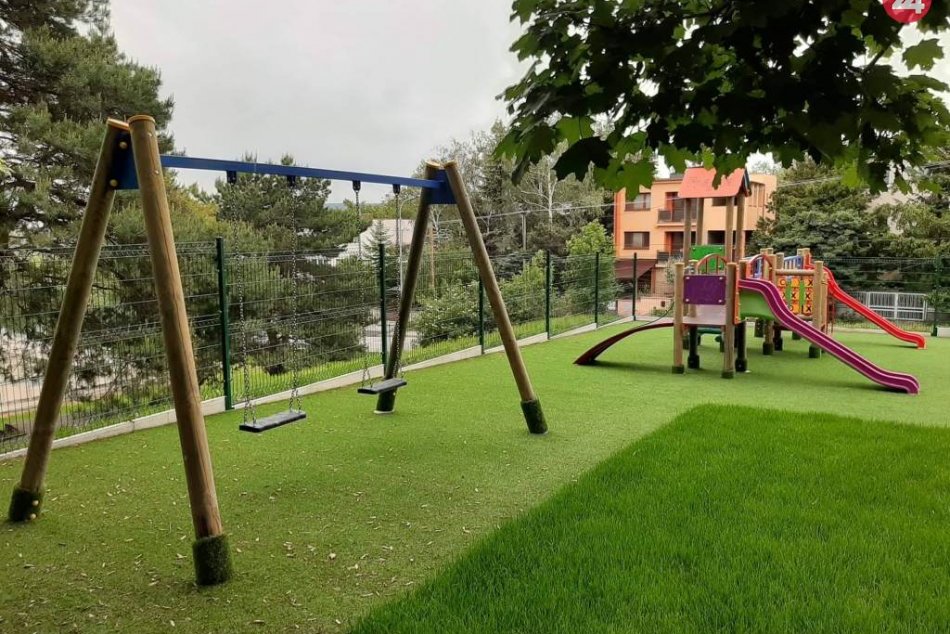 Dôvod na detskú radosť: Na Kopernikovej pribudlo nové ihrisko pre škôlkarov