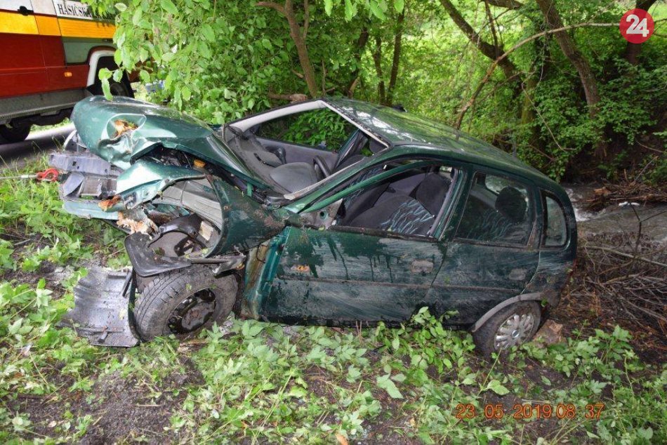Policajné FOTO z miesta nehody pri Žarnovici