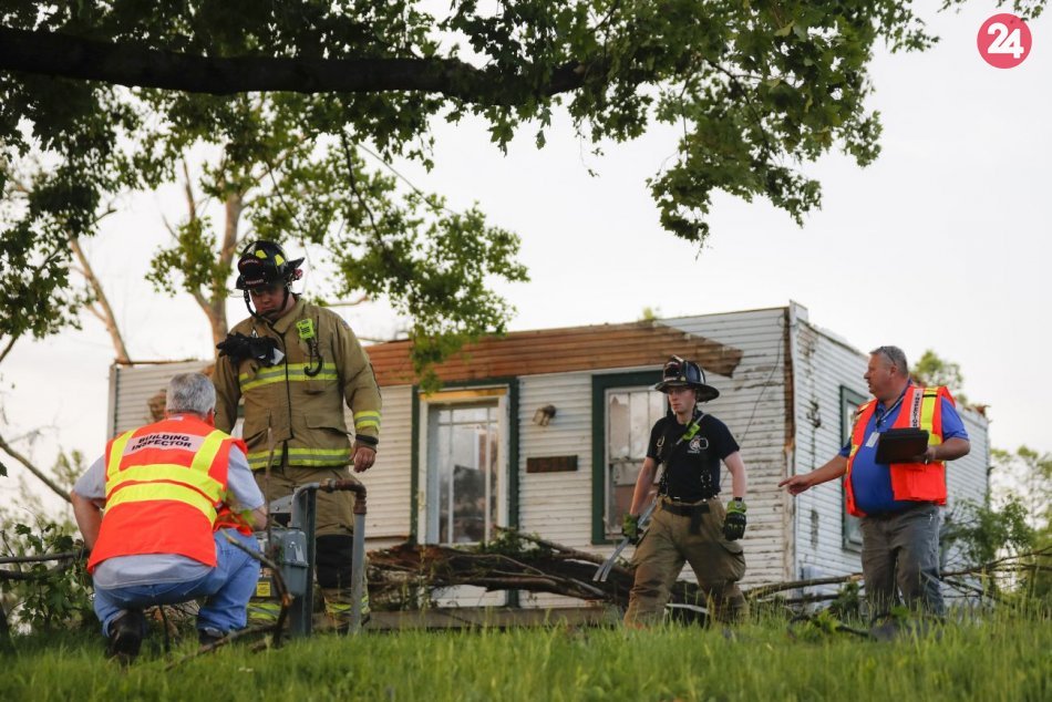 Tornáda sužujú sever USA