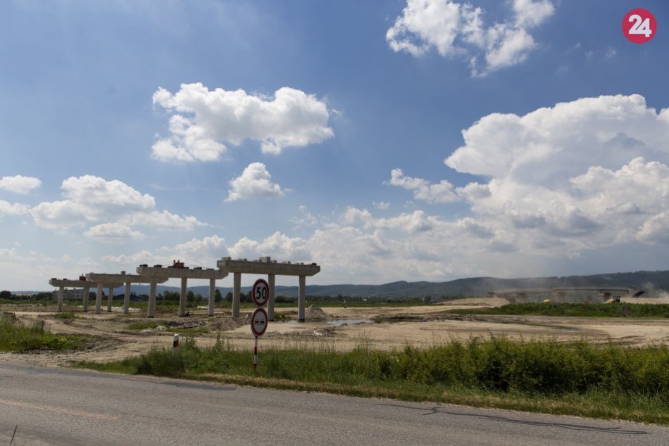 Výstavba D4 Vajnory - Čierna Voda