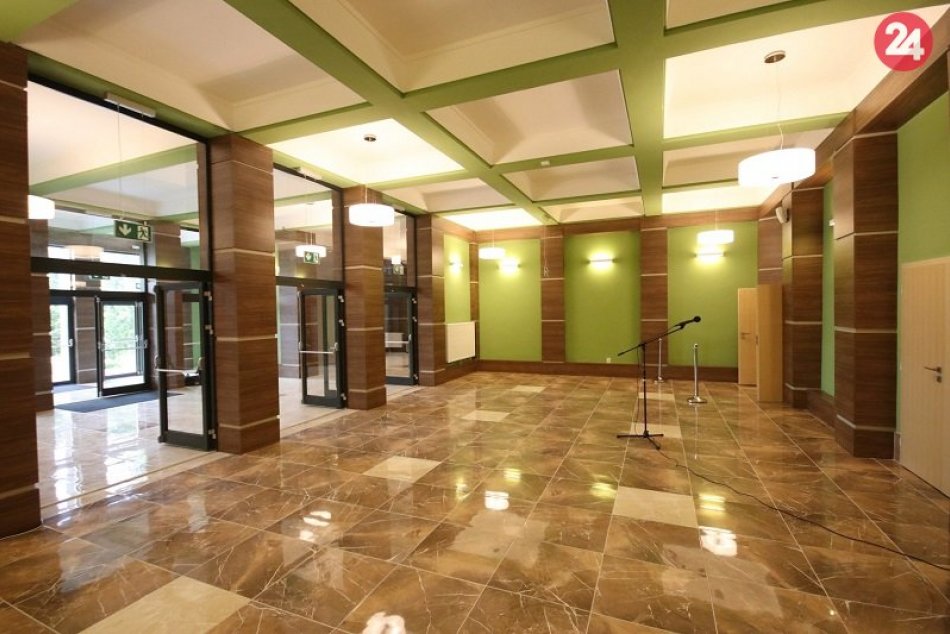 Fiľakovský kultúrny dom po 50 rokoch zrekonštruovali