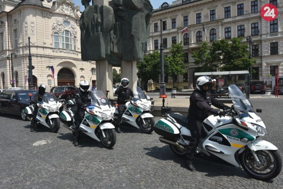 Nácvik sprievodu prezidentskej limuzíny počas inauguračného dňa