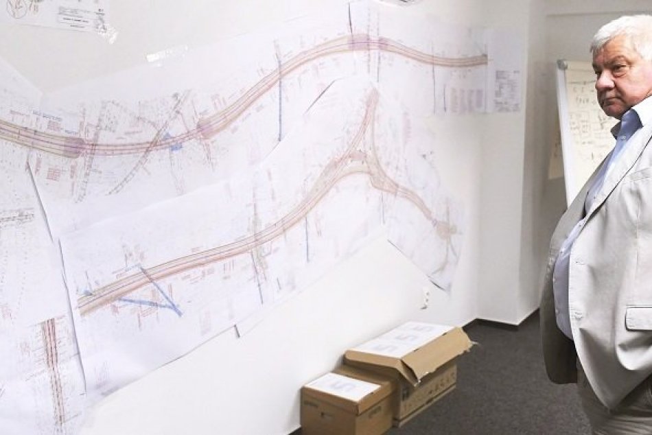 Stavba diaľnice v úseku D1 Budimír – Bidovce jún 2019