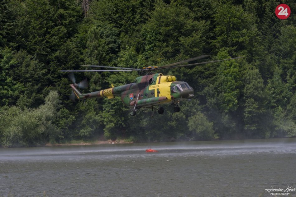 V OBRAZOCH: Rozsiahly požiar pri Bystrej zachvátil lesné porasty
