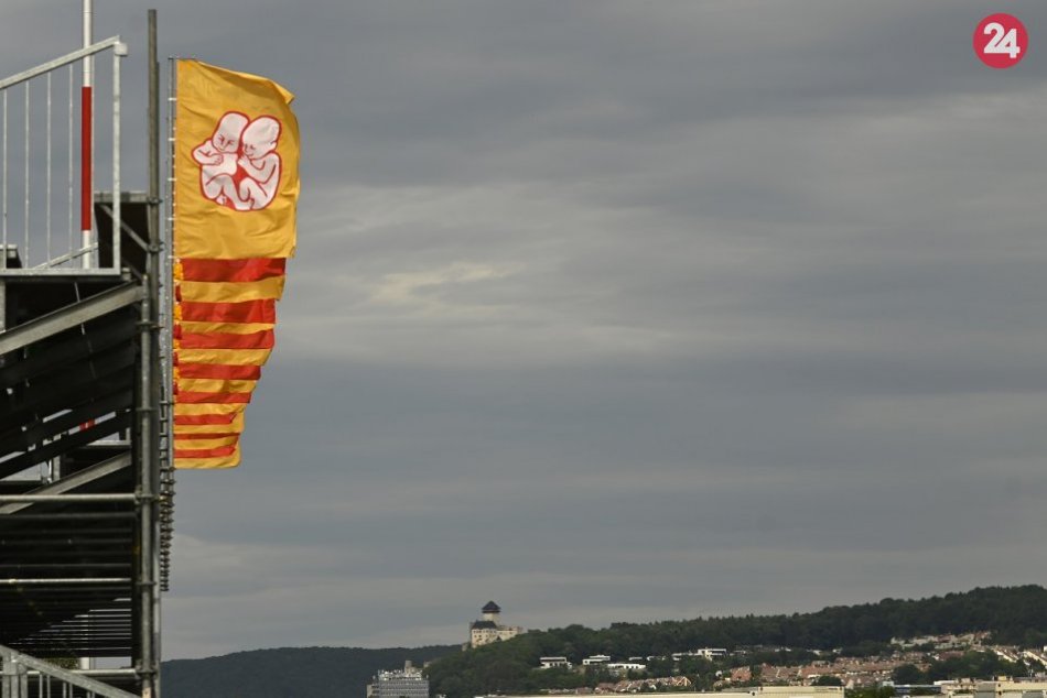 Prípravy na hudobný festival Pohoda: Zábery priamo z miesta