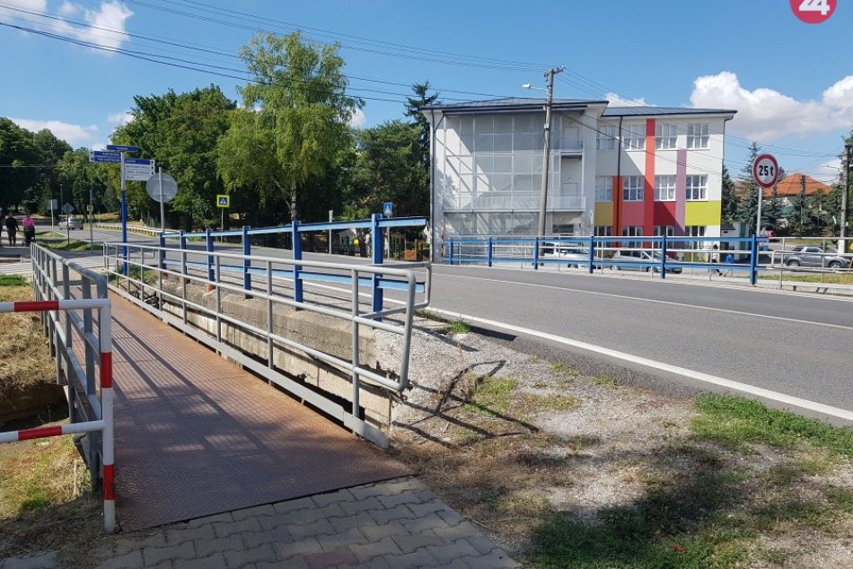 Trnafské dzedziny: Špačince