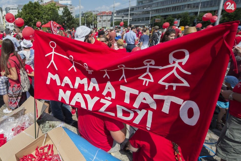 Pochod Hrdí na rodinu