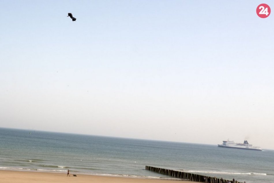 Na flyboarde cez Lamanšský prieliv