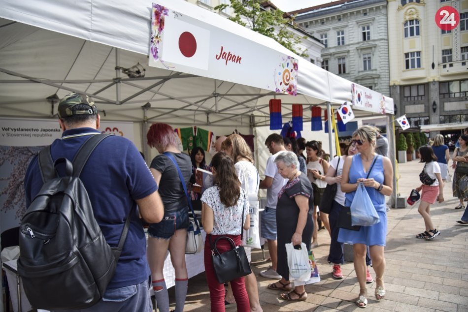 Ázijský víkend 2018