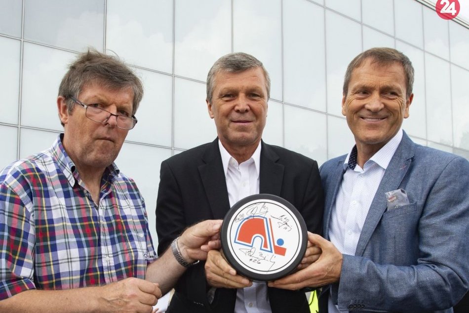 Bratom Šťastným odhalili v Quebecu spoločné súsošie