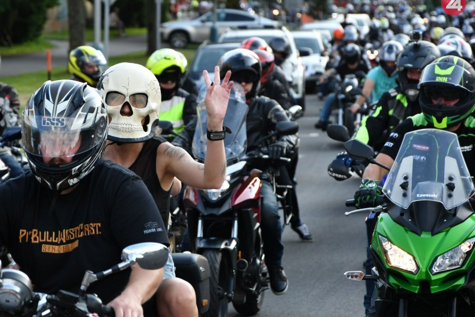 V OBRAZOCH: Zemplín zaplavili milovníci dvojkolesových tátošov