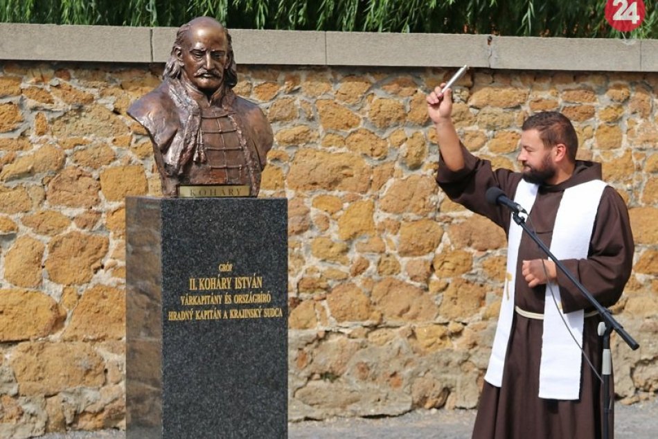 Odhalenie busty grófa Štefana Koháriho II.