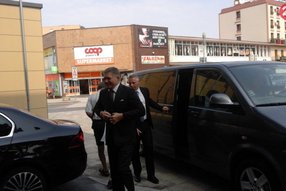 Ján Richter v Šali: Rokoval o obedoch zadarmo, FOTO